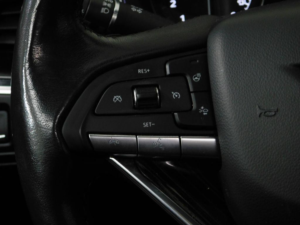 Used 2022 Cadillac XT6 Premium Luxury w/ Technology Package AWD/4WD image 39