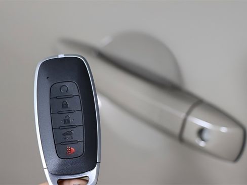 Used 2024 Nissan Pathfinder Rock Creek image 18