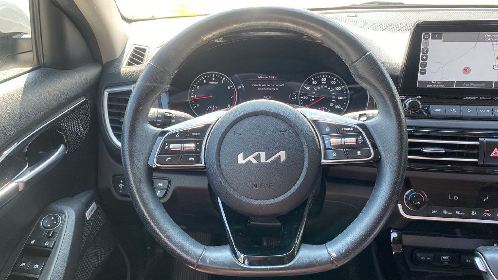 Used 2022 Kia Seltos SX w/ Sunroof Package AWD/4WD image 24