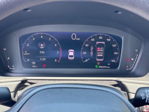 Certified 2025 Honda Accord LX image 20