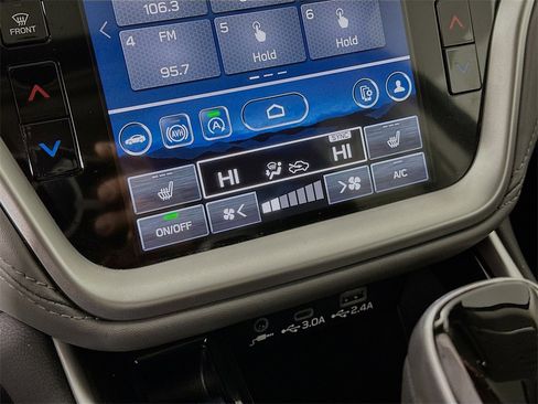 Used 2024 Subaru Outback Onyx Edition image 17