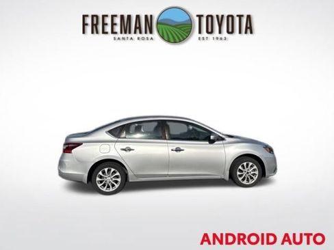 Used 2019 Nissan Sentra SV FWD image 4