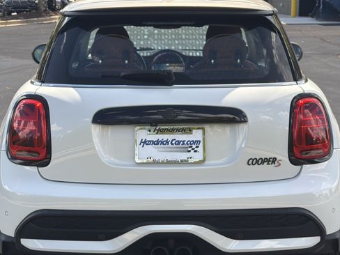 Used 2024 MINI Cooper S w/ Signature Upholstery Package FWD image 22