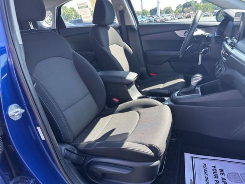 Used 2024 Kia Forte LXS FWD image 29