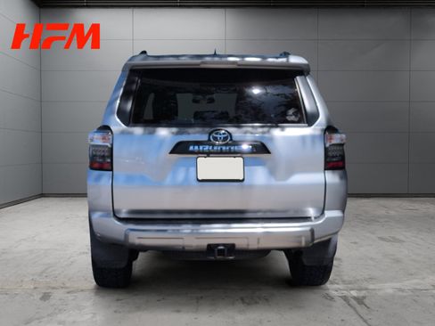 Used 2016 Toyota 4Runner Trail AWD/4WD image 4