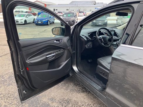 Used 2016 Ford Escape SE w/ SE Leather Comfort Package image 9