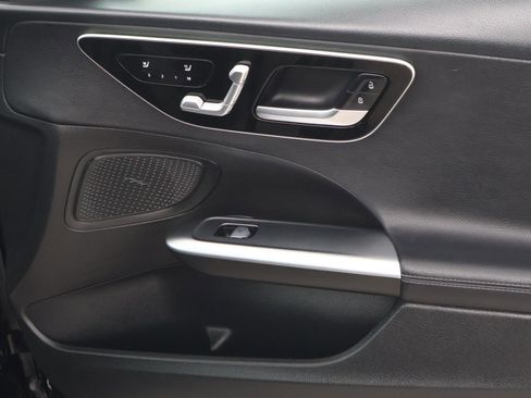 Used 2024 Mercedes-Benz C 300 4MATIC Sedan image 17