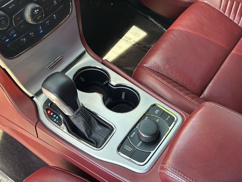 Used 2018 Jeep Grand Cherokee Trackhawk AWD/4WD image 18