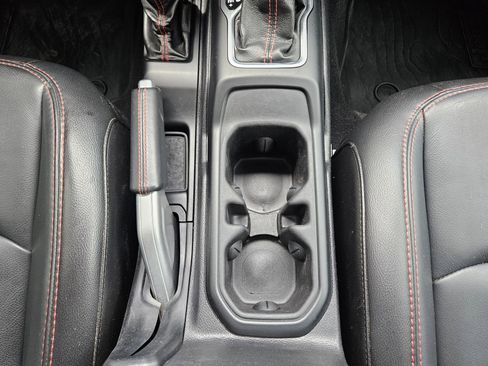 Used 2021 Jeep Gladiator Rubicon AWD/4WD image 12