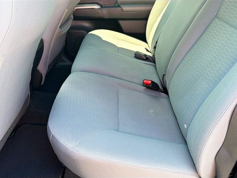 Used 2018 Toyota Tacoma SR5 RWD image 22