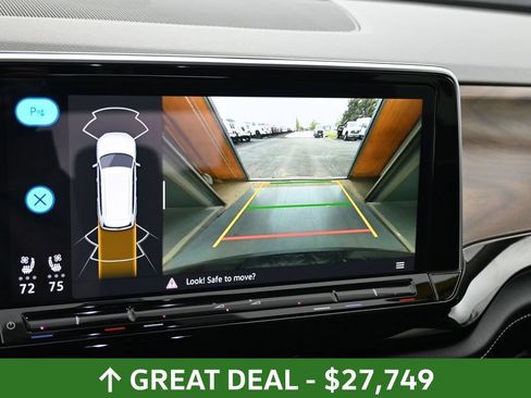 Used 2024 Volkswagen Atlas SE AWD/4WD image 31