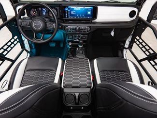 Used 2025 Jeep Gladiator Sport video 2