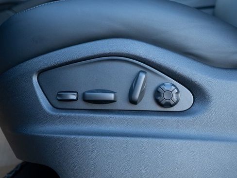 New 2026 Porsche Cayenne S image 20