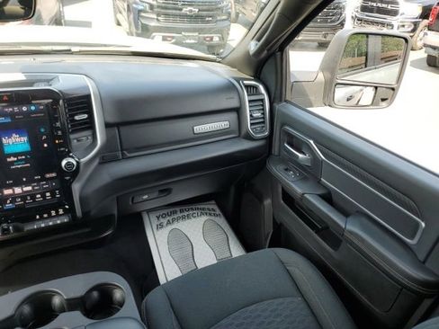 Used 2026 RAM 2500 Big Horn AWD/4WD image 15