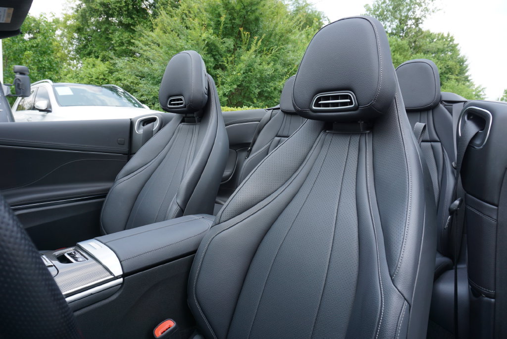 Certified 2024 Mercedes-Benz CLE 300 4MATIC Cabriolet image 16