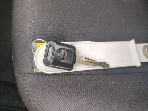 Used 2017 Nissan Versa S Plus image 33