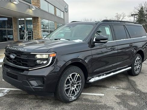 New 2025 Ford Expedition Max Active image 2