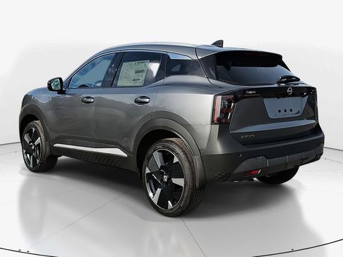 New 2026 Nissan Kicks SR image 7