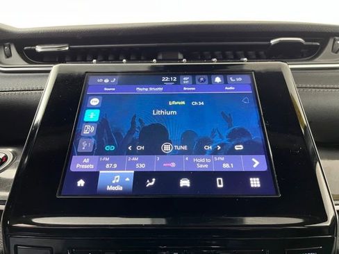 Used 2023 Jeep Grand Cherokee Altitude AWD/4WD image 29