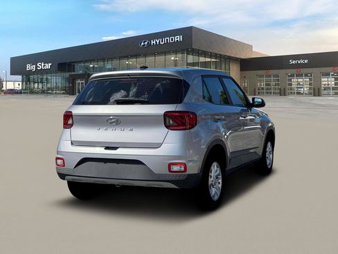 New 2026 Hyundai Venue SE FWD image 7