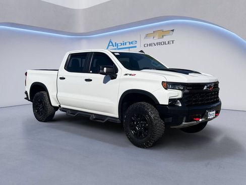 Used 2022 Chevrolet Silverado 1500 ZR2 w/ Technology Package AWD/4WD image 7
