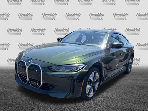 Used 2023 BMW i4 eDrive40 RWD image 10