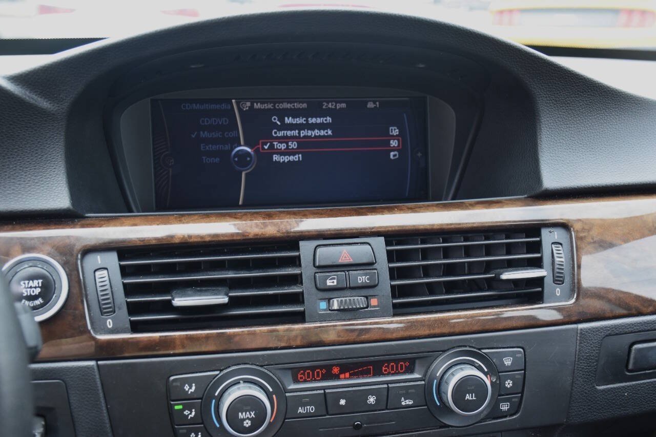 Used 2010 BMW 328i Sedan RWD image 19