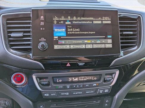 Used 2020 Honda Pilot Elite image 15