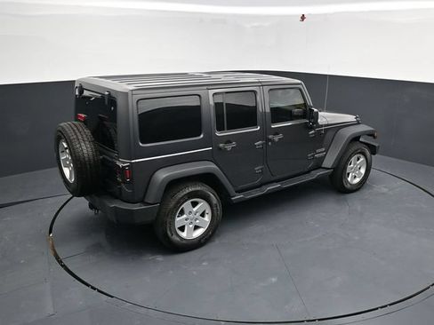 Used 2017 Jeep Wrangler Unlimited Sport w/ Quick Order Package 24S AWD/4WD image 43