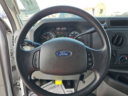 Used 2019 Ford E-350 and Econoline 350 Super Duty w/ Power Windows & Locks Group image 12