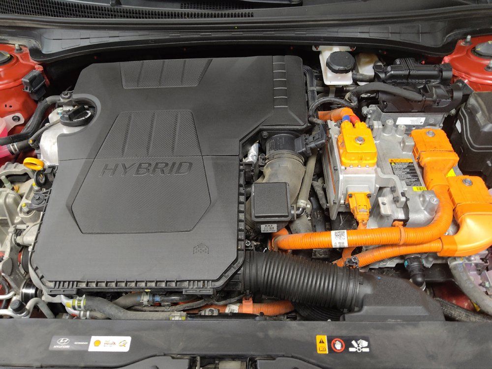 Used 2023 Hyundai Elantra Limited FWD image 30