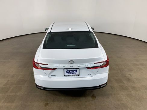 Used 2025 Toyota Camry LE image 11