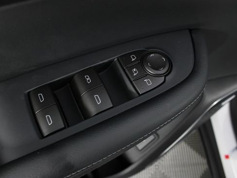 New 2026 Buick Enclave Preferred AWD/4WD image 18