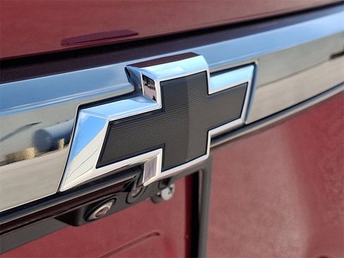 Used 2022 Chevrolet Traverse RS w/ LPO, Cargo Package image 34