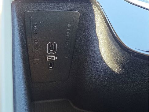 New 2026 Volvo XC60 B5 Ultra w/ Protection Package Premier image 28