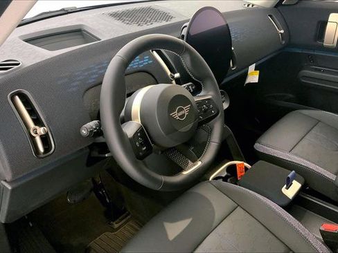 Certified 2025 MINI Cooper Countryman S image 21