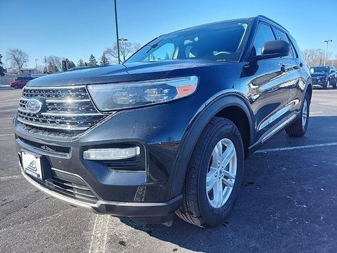 Certified 2023 Ford Explorer XLT w/ Equipment Group 202A image 1