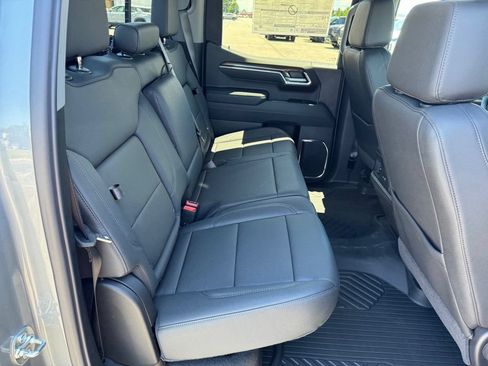 New 2026 Chevrolet Silverado 1500 LT Trail Boss w/ LT Trail Boss Premium Package AWD/4WD image 28