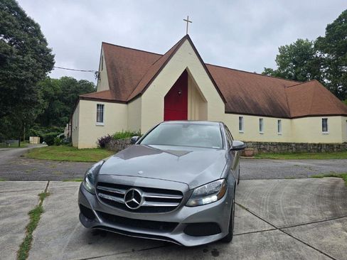 Used 2015 Mercedes-Benz C 300 Sedan image 12