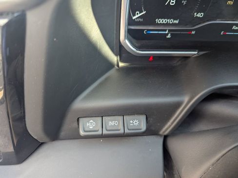 Used 2024 GMC Sierra 1500 AT4 w/ Technology Package AWD/4WD image 26
