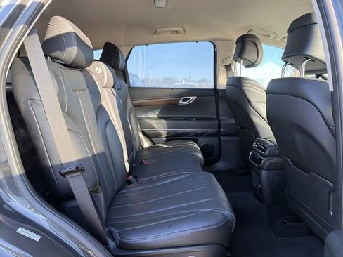 Used 2024 Genesis GV80 2.5T image 16