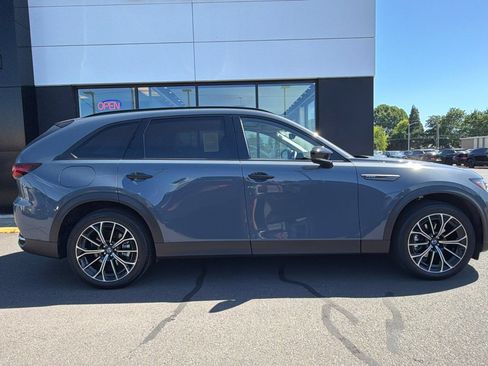 Certified 2025 MAZDA CX-70 Plug-In Hybrid w/ Premium Pkg AWD/4WD image 3