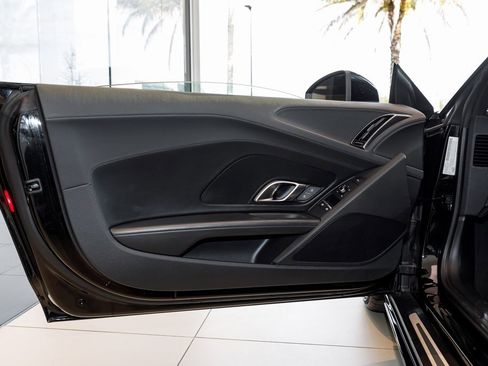 Used 2022 Audi R8 V10 performance image 29