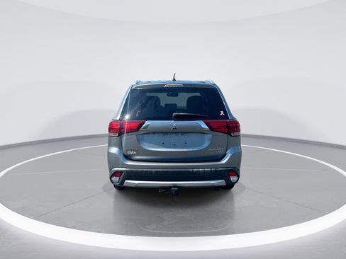 Used 2016 Mitsubishi Outlander GT AWD/4WD image 8