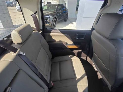 Used 2018 Chevrolet Silverado 1500 LTZ w/ Sport Package image 20