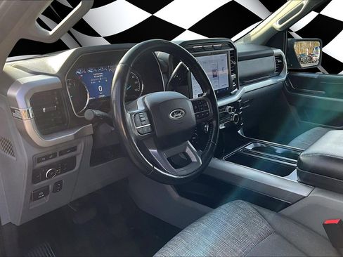 Used 2022 Ford F150 XLT w/ Equipment Group 302A High image 13