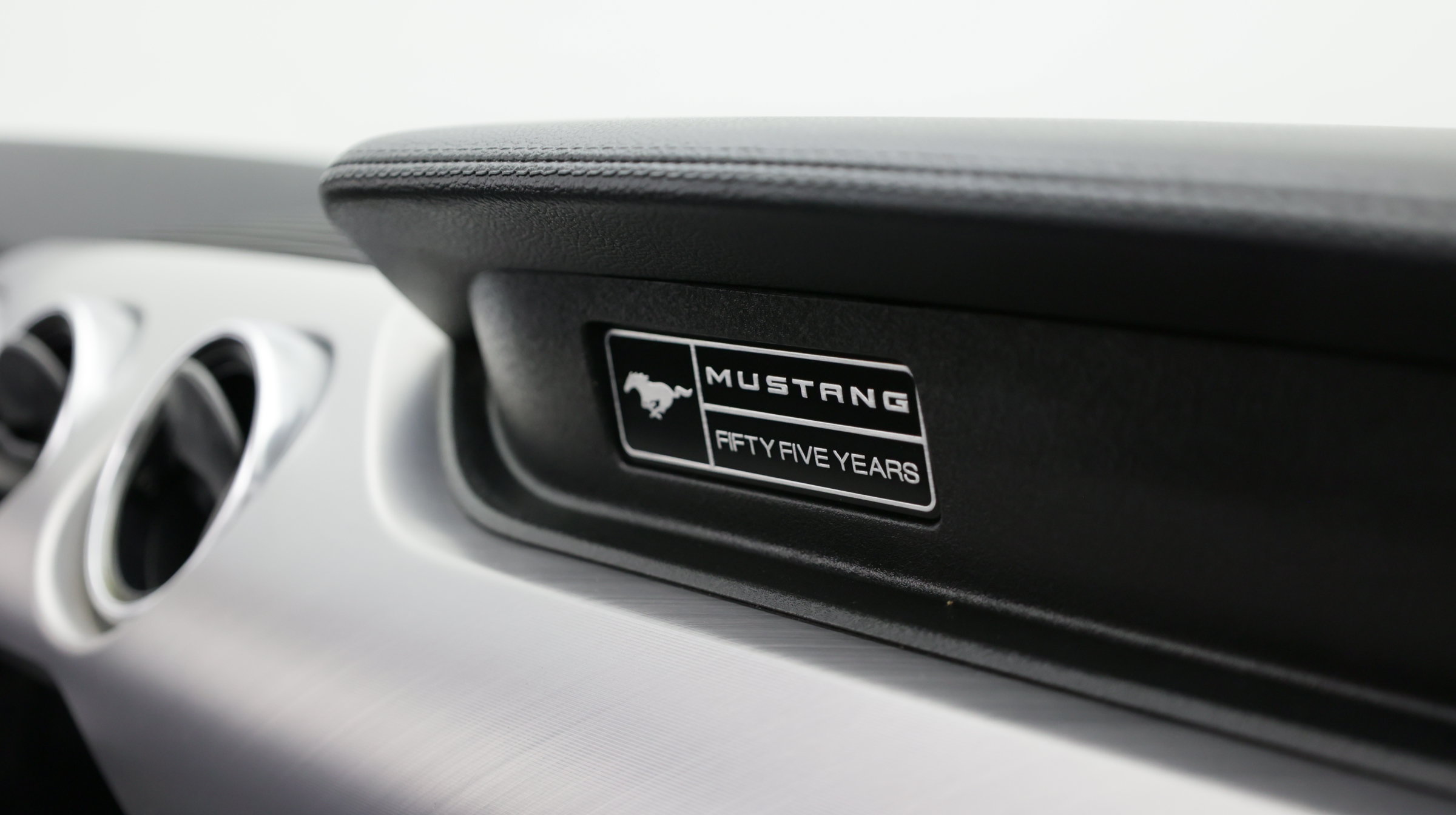 Used 2020 Ford Mustang Premium RWD image 24