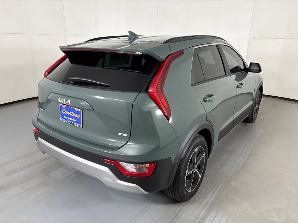 New 2026 Kia Niro EX w/ EX Premium Package FWD image 8