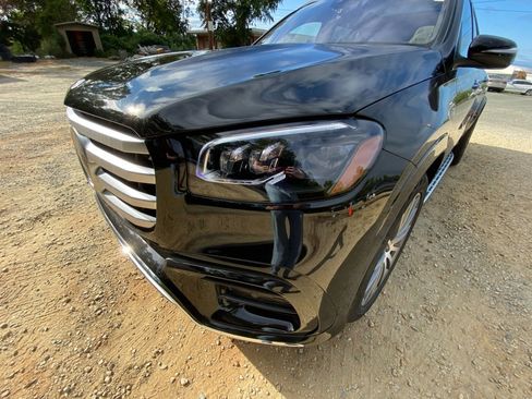 New 2026 Mercedes-Benz GLS 580 4MATIC image 26