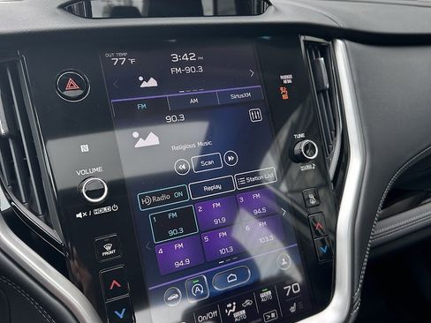 Used 2020 Subaru Legacy Limited w/ Popular Package #3 image 15